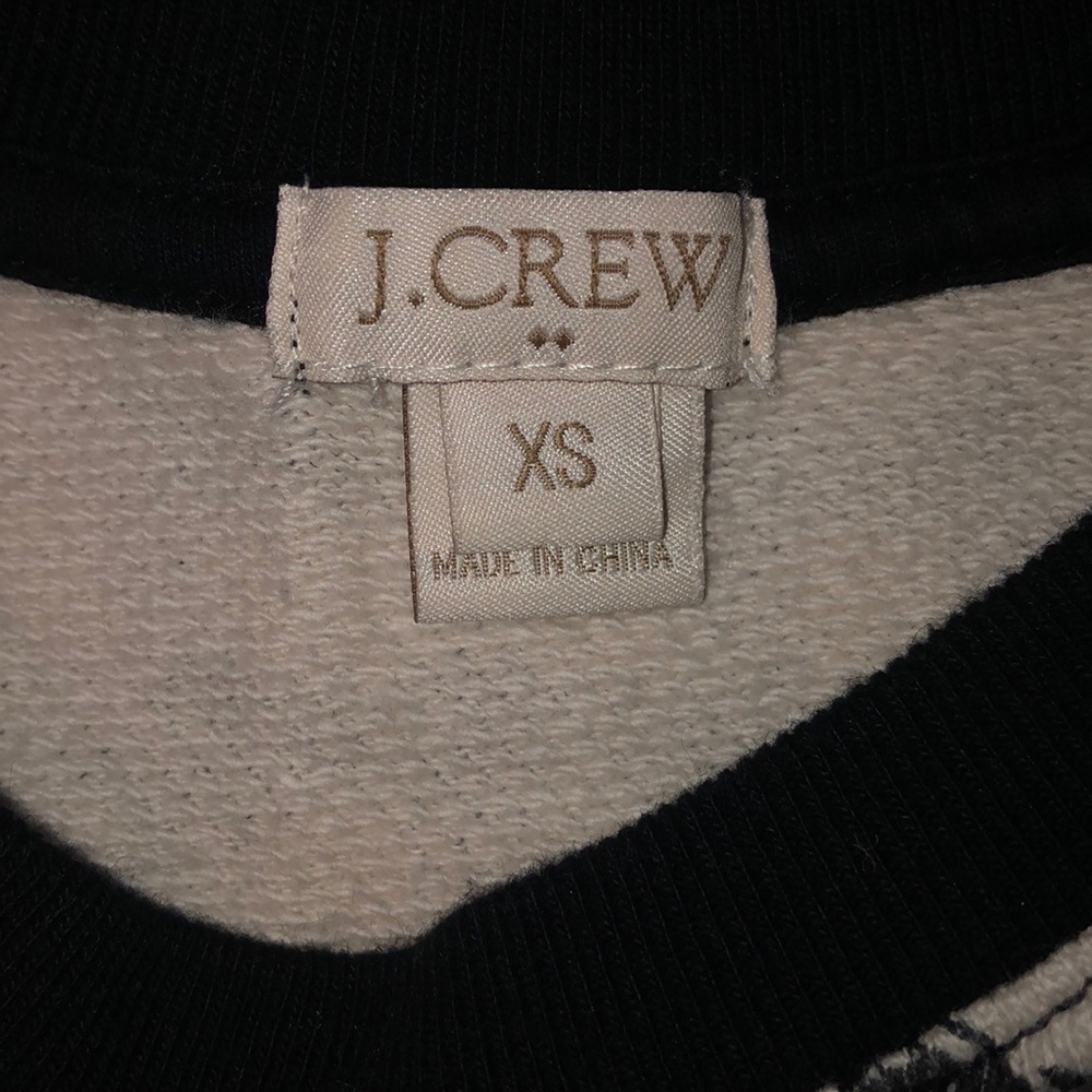 J crew pattern sweater top - Picture 2 of 4